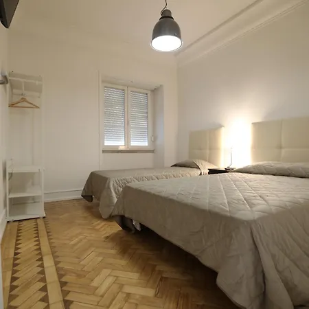 V Dinastia بيت ضيافة Lisboa