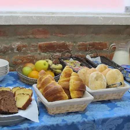 بيت ضيافة V Dinastia 3*