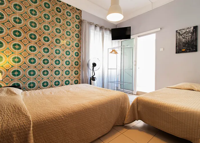 Πανσιόν V Dinastia