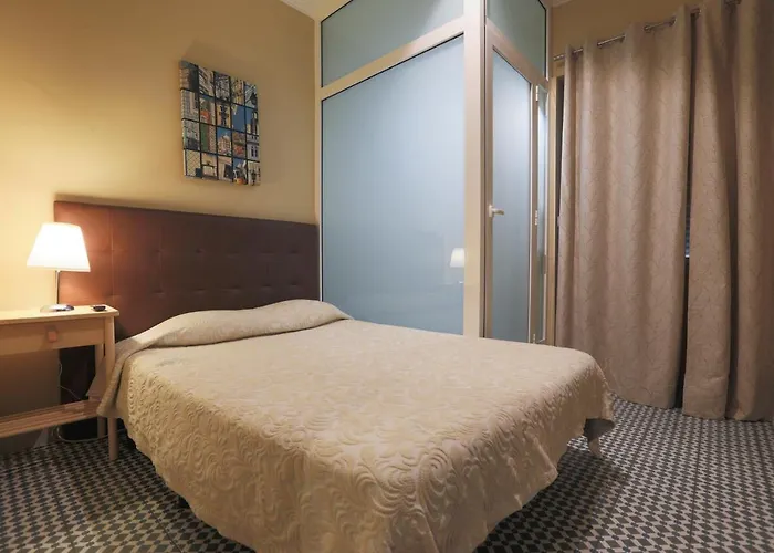 Πανσιόν V Dinastia Lisboa