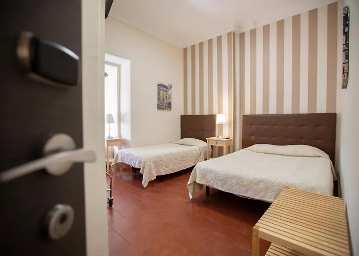 Πανσιόν V Dinastia Lisboa