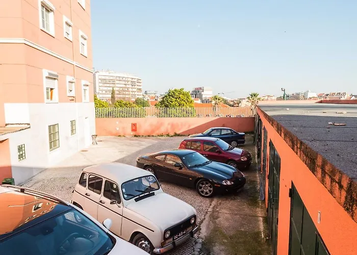 V Dinastia Πανσιόν