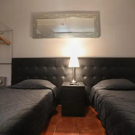 V Dinastia Casa de hóspedes