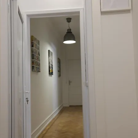 Affittacamere V Dinastia Lisbona